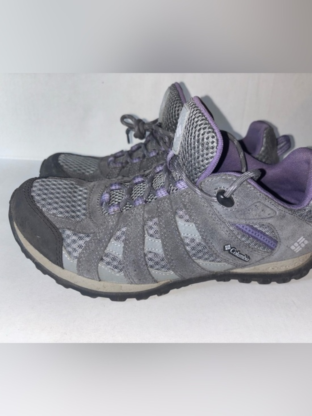 Columbia Redmond Low Women's Hiking Shoes Grey & Purple size 10